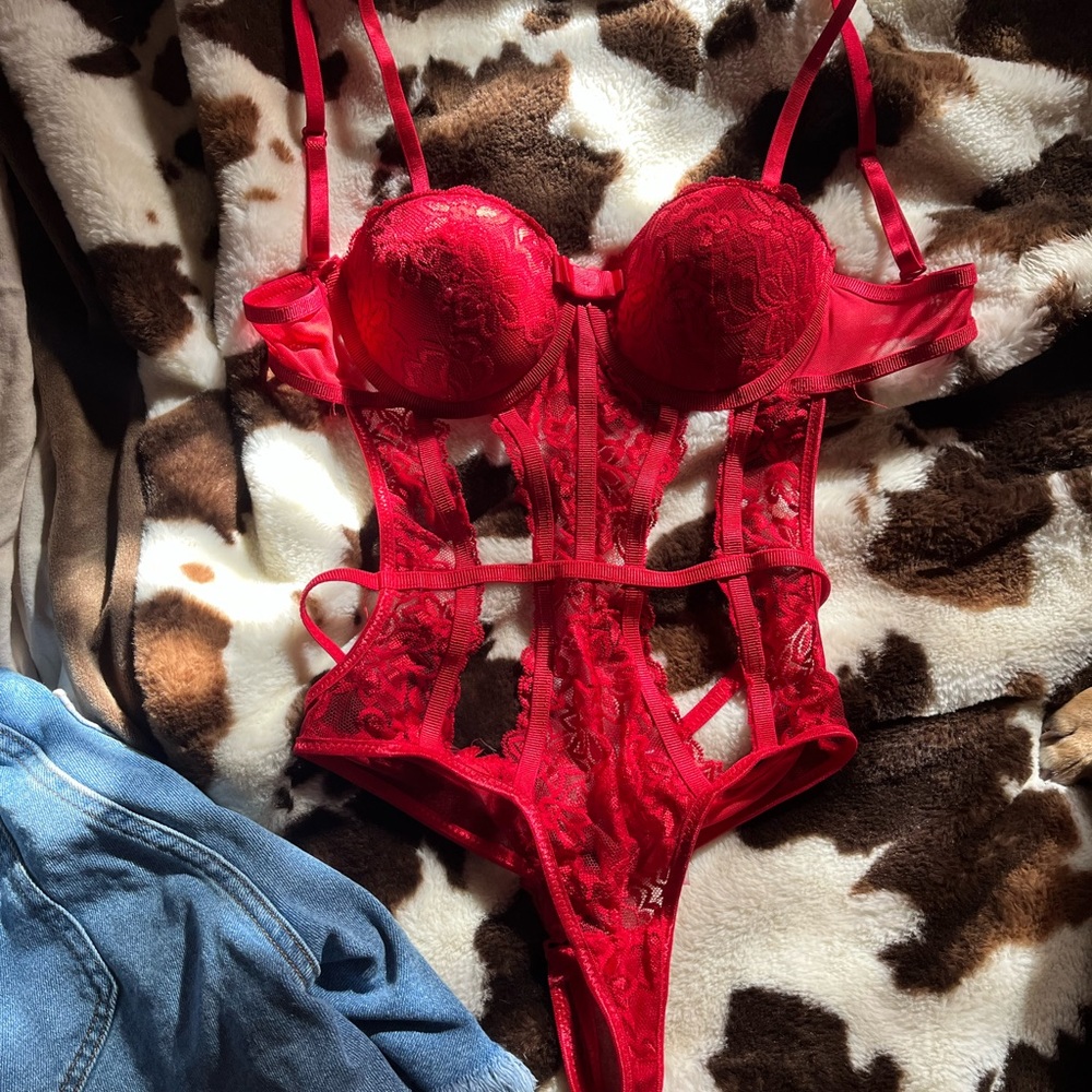 Body rage lingerie